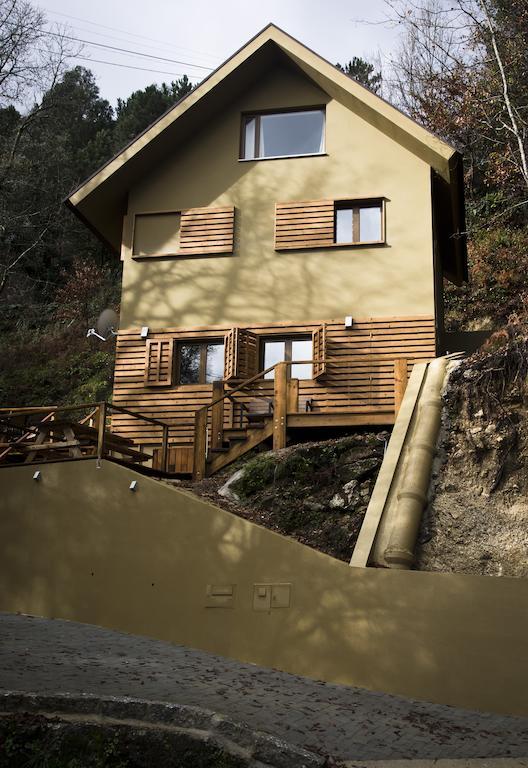 Brown House Villa Герес Екстериор снимка